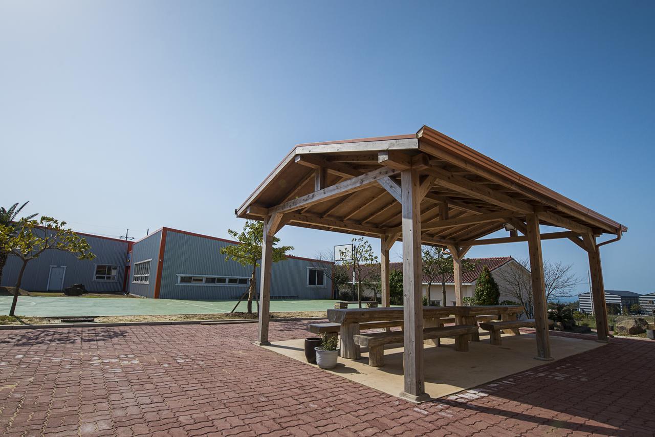 Jeju Youth Hostel Exterior foto